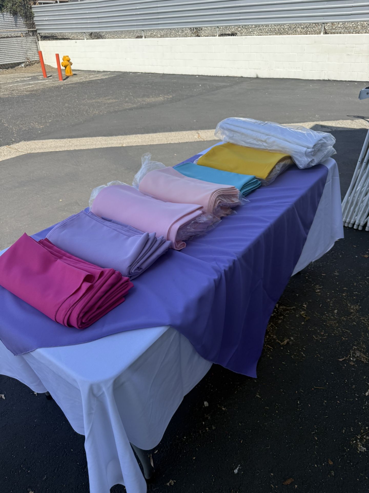 Rectangle Table Cloth And Diamonds 