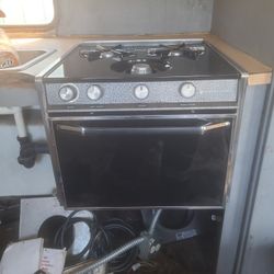 1981 Winnebago Motorhome Magic Chef Oven Mint Condition 300