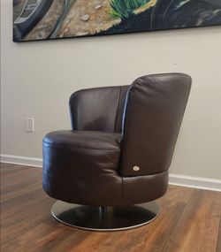 Genuine Leather Swivel barrel chair