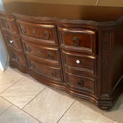 Wood Post Bed And Six Drawer Wood Dresser