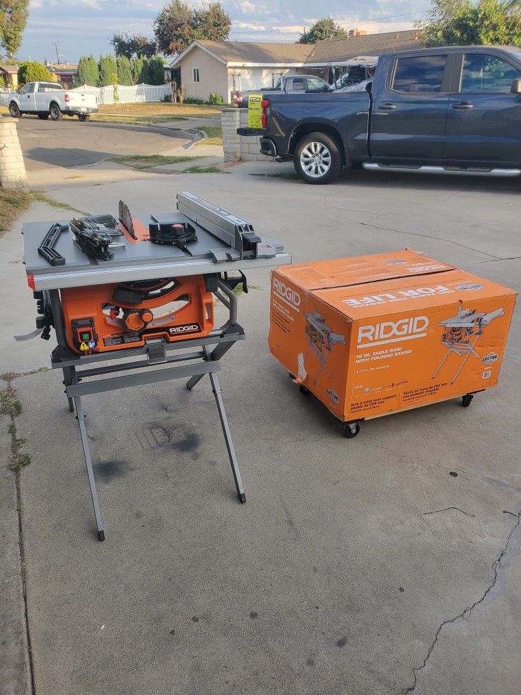 RIDGID
15 Amp 10 in. Portable Corded Jobsite Table Saw with Folding Stand