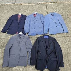 4 Used Suits And Jacket. Size 38 Regular 