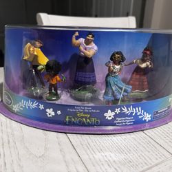 Encanto 5pc Figure Set