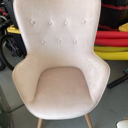 Accent chair 