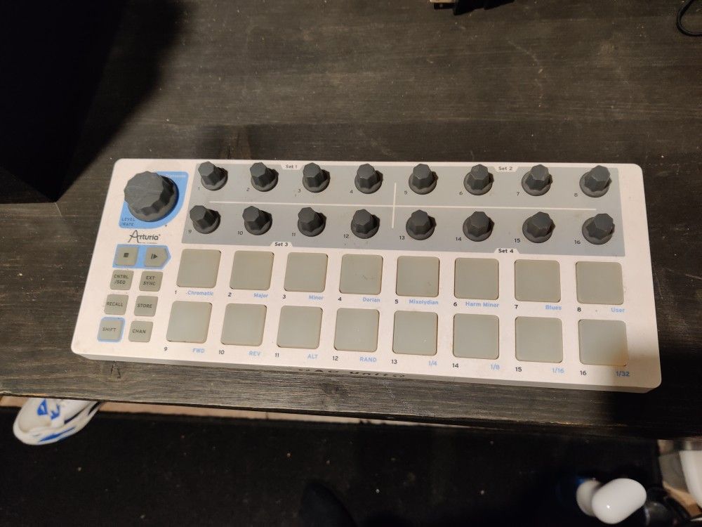 Arturia Beatstep