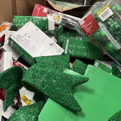 Gaylord con luces, adornos y mas articulos navidenos