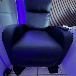Black Massage Chair 