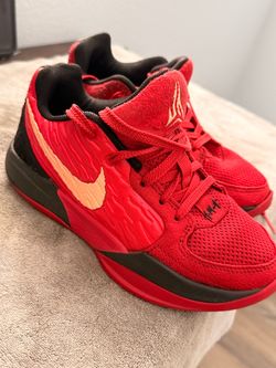 Shoe  size 2Y