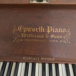 Epworth William & Sons Piano 