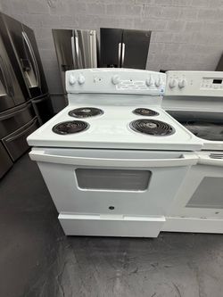 GE White Electric Coil Range Stove