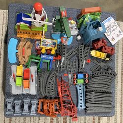 Thomas the Train Set with 2 Talking Engines.