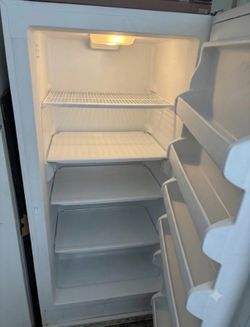 Frigidaire standing freezer