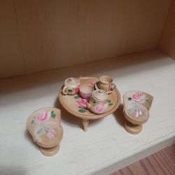 1920s-1930s Wodden Doll Furniture 