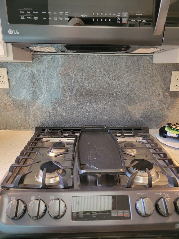 Epoxy Back-splashes and Countertops