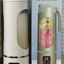 Ultimate Portable Blender! USB Rechargeable & Compact for Smoothies On-The-Go