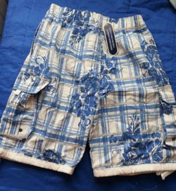 Guys/teens size medium beach/ water shorts