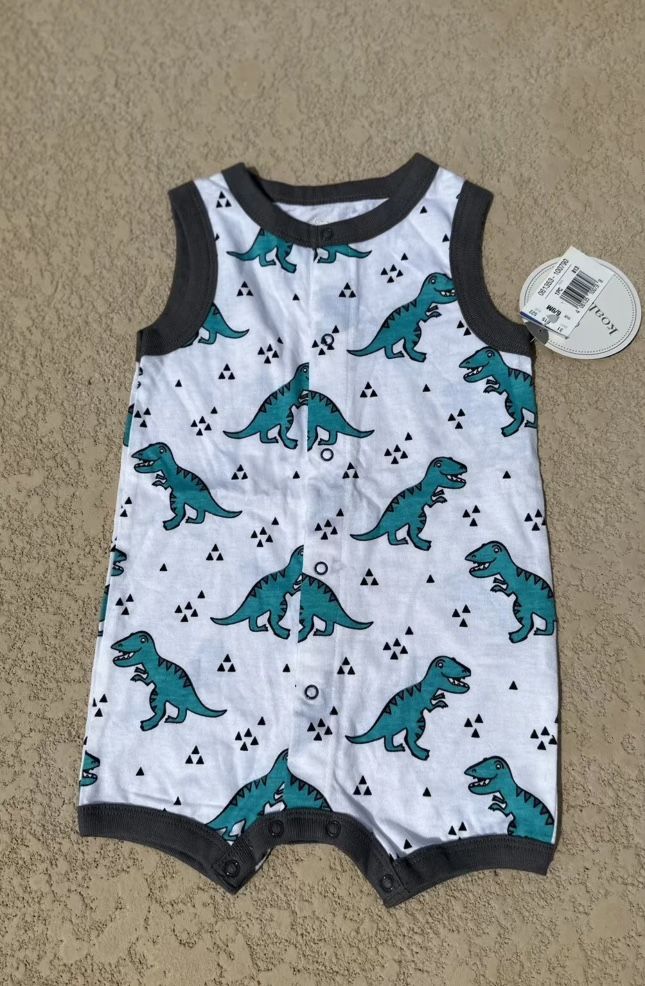 3 pieces 6-9.   Months 