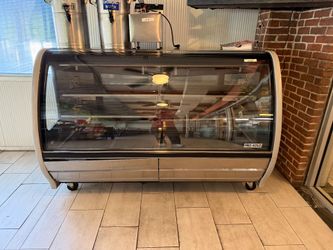 Restaurant supplies and equipments