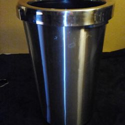 Trash Can. Or 2 For 20$