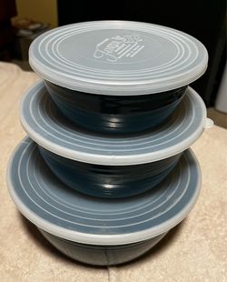 Genuine FiestaWare Mixing Bowls - Set of 3 with Lids - Teal - $30 (one lid cracked)