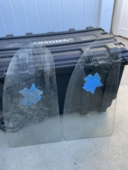 VW Bug Rear Side Windows