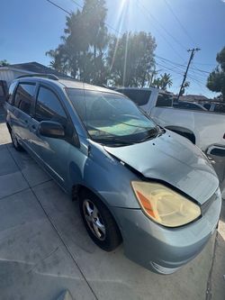 Toyota Sienna 2005