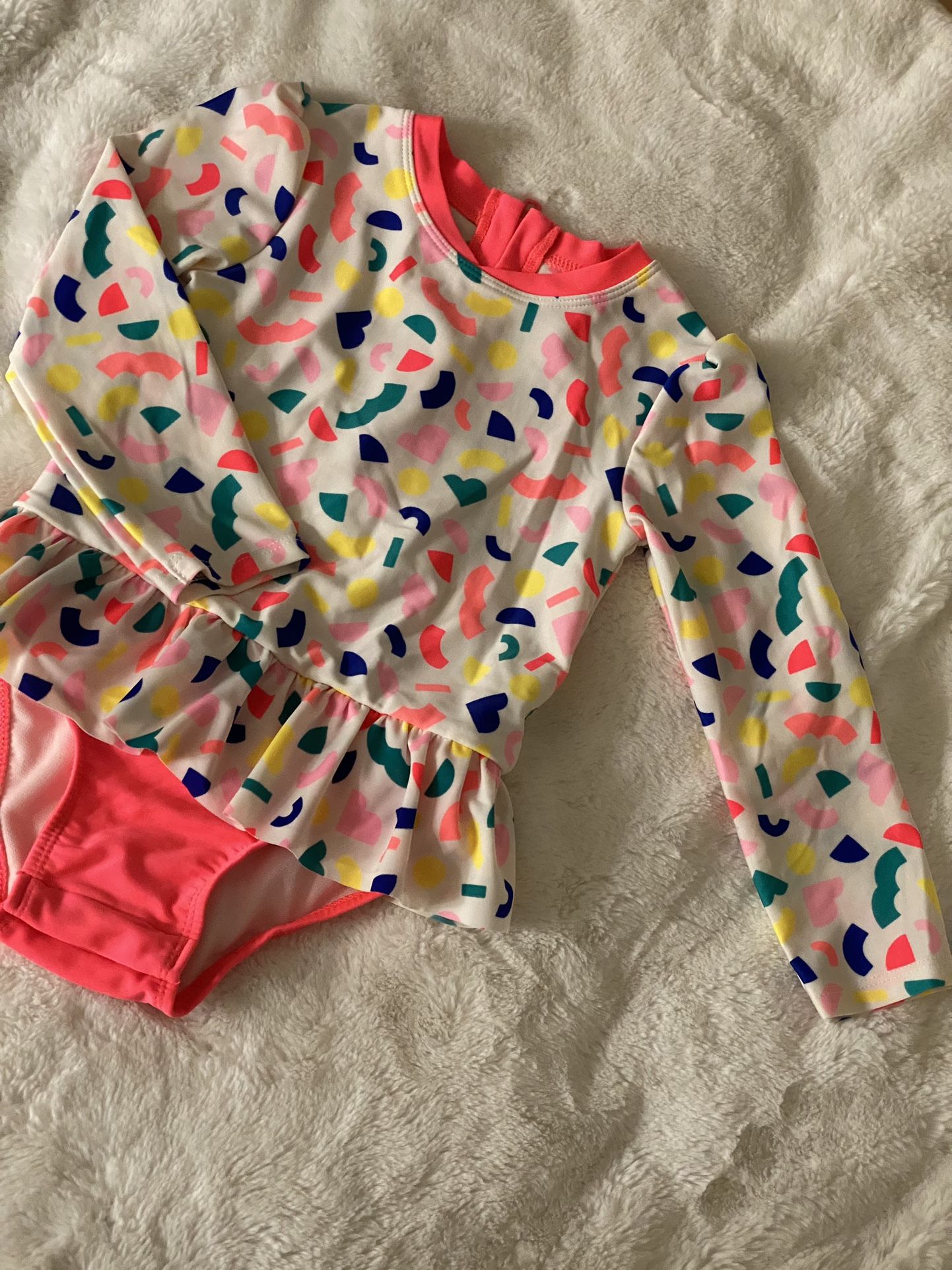 Cat & Jack Swimsuit 4T $5