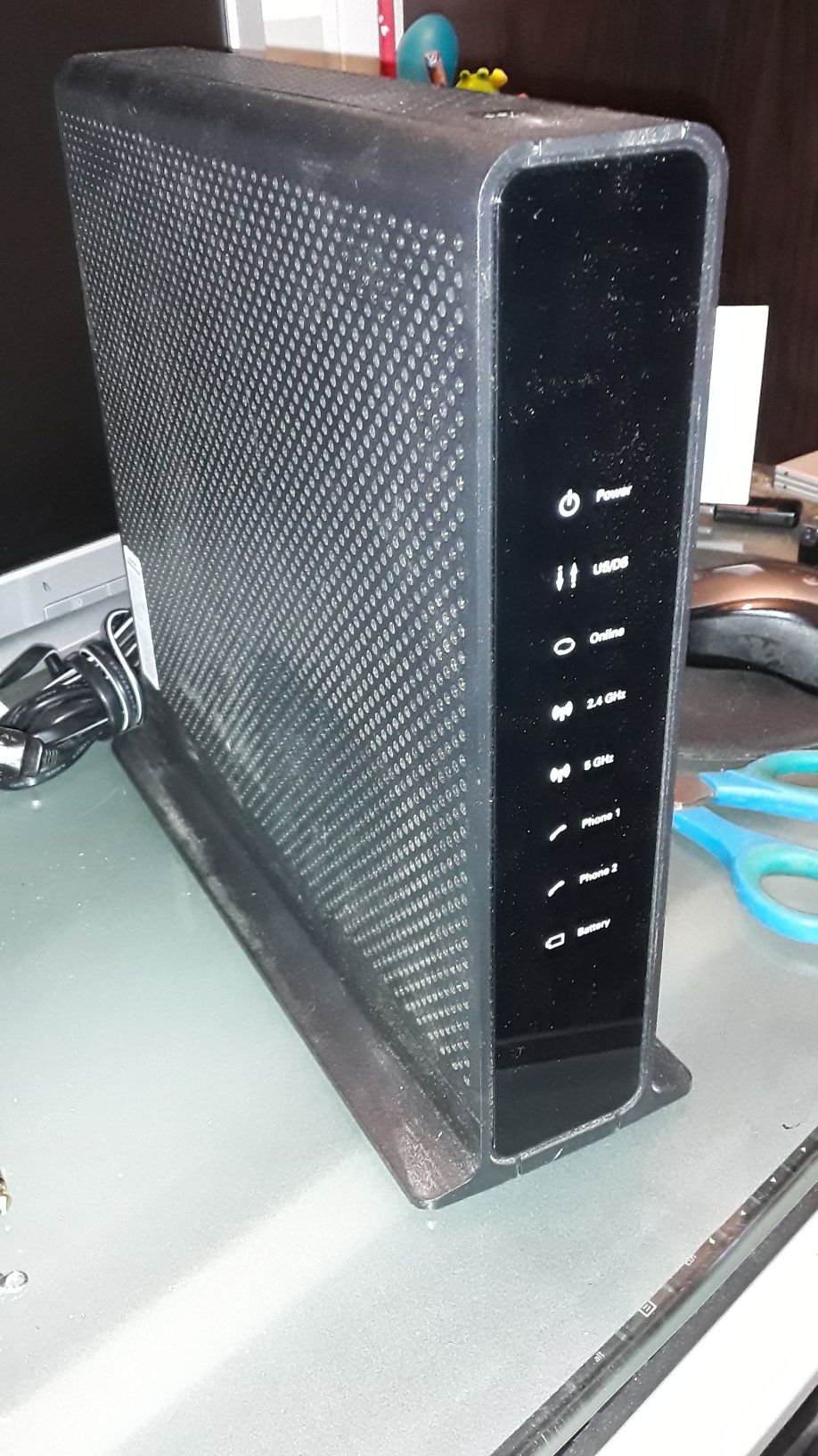 Technicolor TC8717T cable modem
