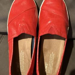 Toms shoes - Size 8 Women