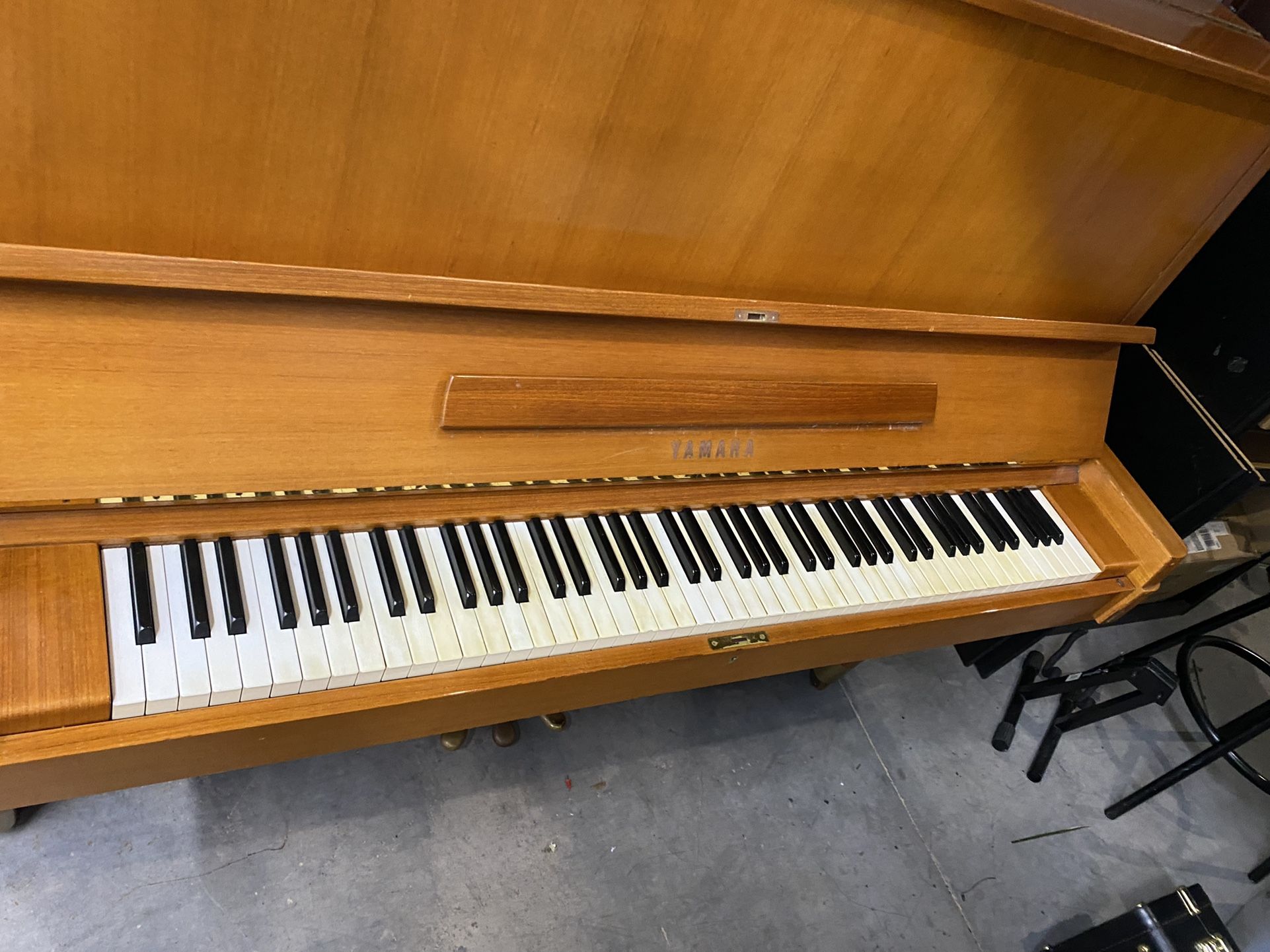 Used Yamaha U7 Upright piano 52 for Sale in Hackensack NJ OfferUp