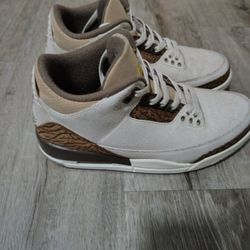 Jordan 3 Retro Palomino's. Men's 8.5