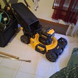 Dewalt, 2-20v Max Brushless Mower