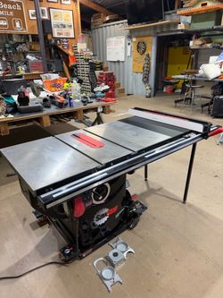 SawStop Cabinet Table Saw
