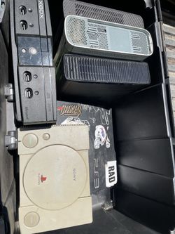 VIDEO GAME CONSOLES