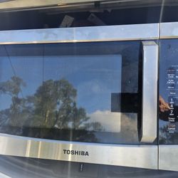 Toshiba Microwave ,4-in-1, With Air Fryer