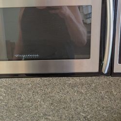 Frigidaire Microwave 