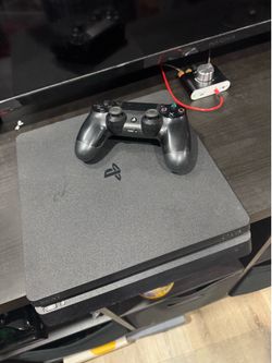 PS4 Slim 1TB
