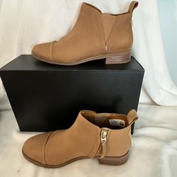 Toms
