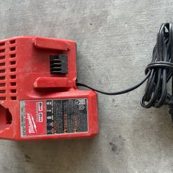 milwaukee m12 m18 charger