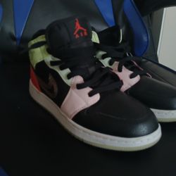 Jordan 1 Mid Glow- In- The- Dark