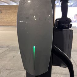 Tesla Charger 