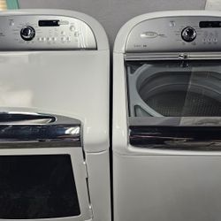 Great Working Super Capacity Whirlpool Washer And Dryer Set 