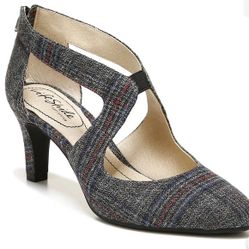 Women’s pump heels