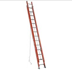 Werner 32 ft. Fiberglass Extension Ladder 