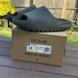 Adidas Yeezy Slide Dark Onyx Size 10