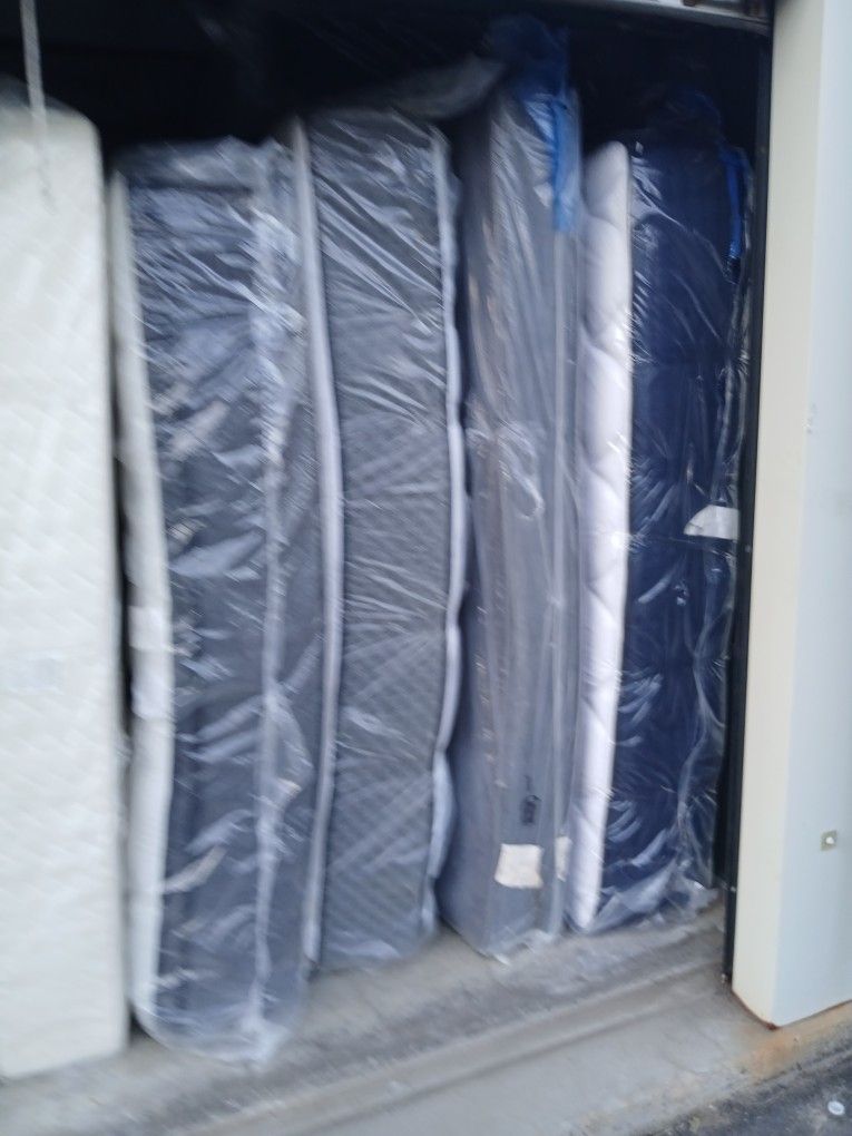 Mattresses Boxsprings And Bed Frames!