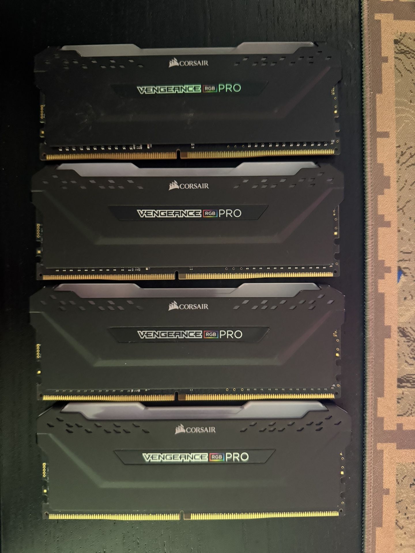 Corsair Vengeance 32GB (4×8GB) DDR4 3200MHz RAM