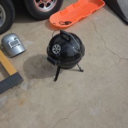 Small barbecue