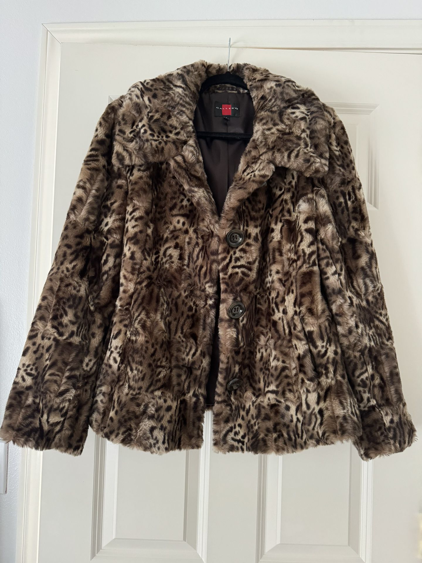 Leopard Faux Fur Coat (M)