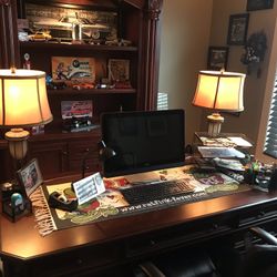 Gorgeous Desk.